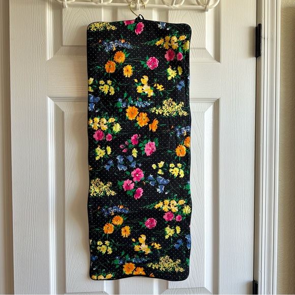 TED LAPIDUS Floral Jewelry / Toiletry / Travel Hanging Organizer - Picture 2 of 9